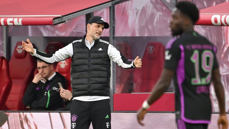 FC-Bayern-Trainer Thomas Tuchel hadert beim Spiel bei RB Leipzig