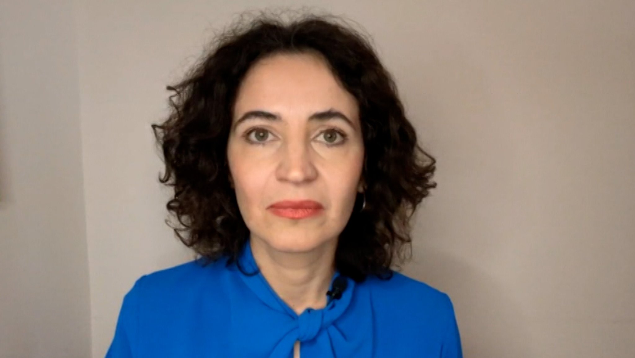 Anna-Lena von Hodenberg von HateAid, einer Organisation, die sich gegen digitale Gewalt und für Menschenrechte im Netz einsetzt.