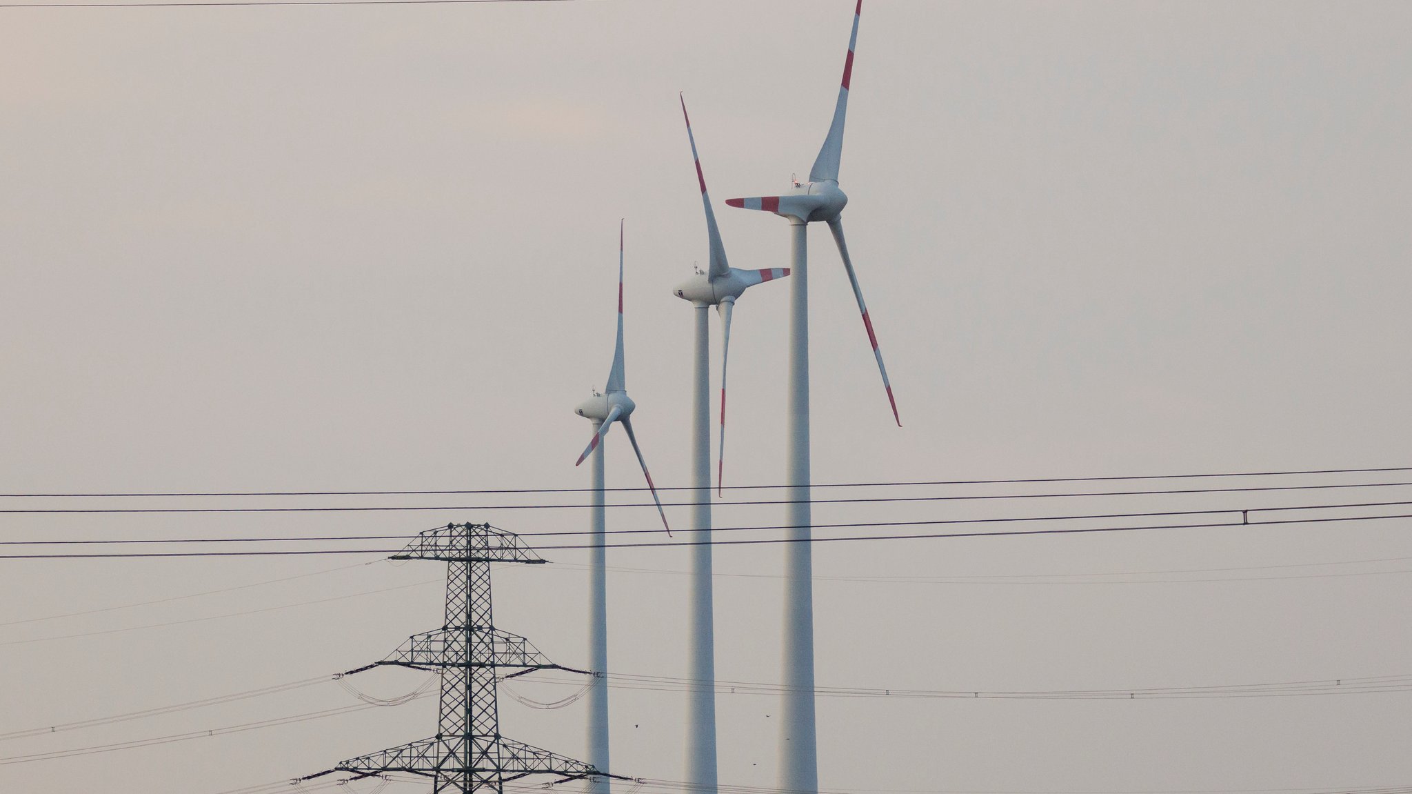 Von Windparks und Photovoltaikanlagen sollen Bürger und Kommunen profitieren.