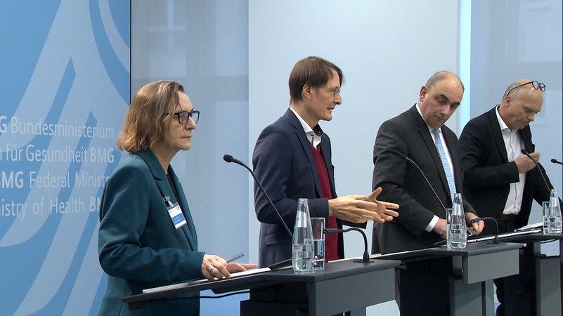Pressekonferenz zum Runden Tisch über Long Covid mit Bundesgesundheitsminister Karl Lauterbach