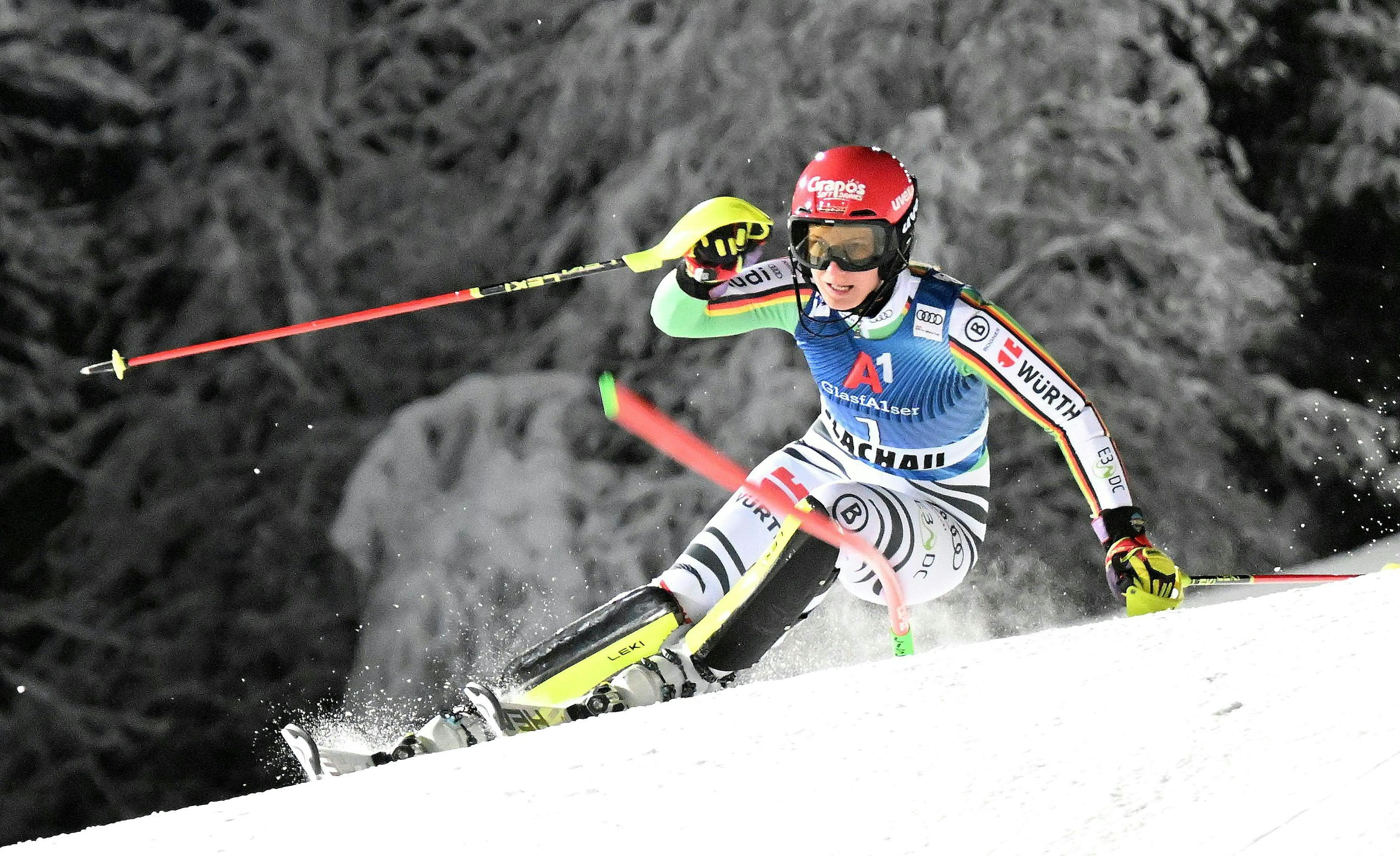 Lena Dürr beim Nachtslalom in Flachau 2024