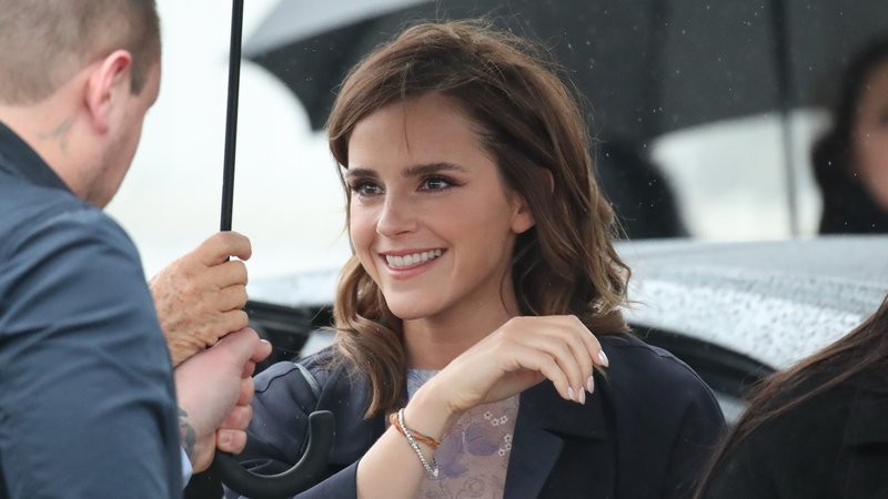 Die britische Schauspielerin Emma Watson, die vor allem aus den Harry Potter-Filmen bekannt ist. | Bild: picture alliance/dpa/MAXPPP/Pierre Teyssot Die britische Schauspielerin Emma Watson, die vor allem aus den Harry Potter-Filmen bekannt ist.