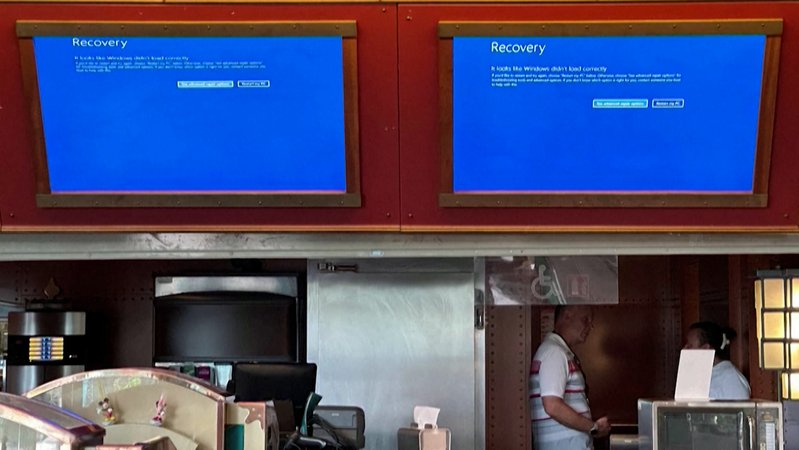 Weltweit haben Computerprobleme heute ein Chaos verursacht. | Bild: BR 2024 Weltweit haben Computerprobleme heute ein Chaos verursacht.