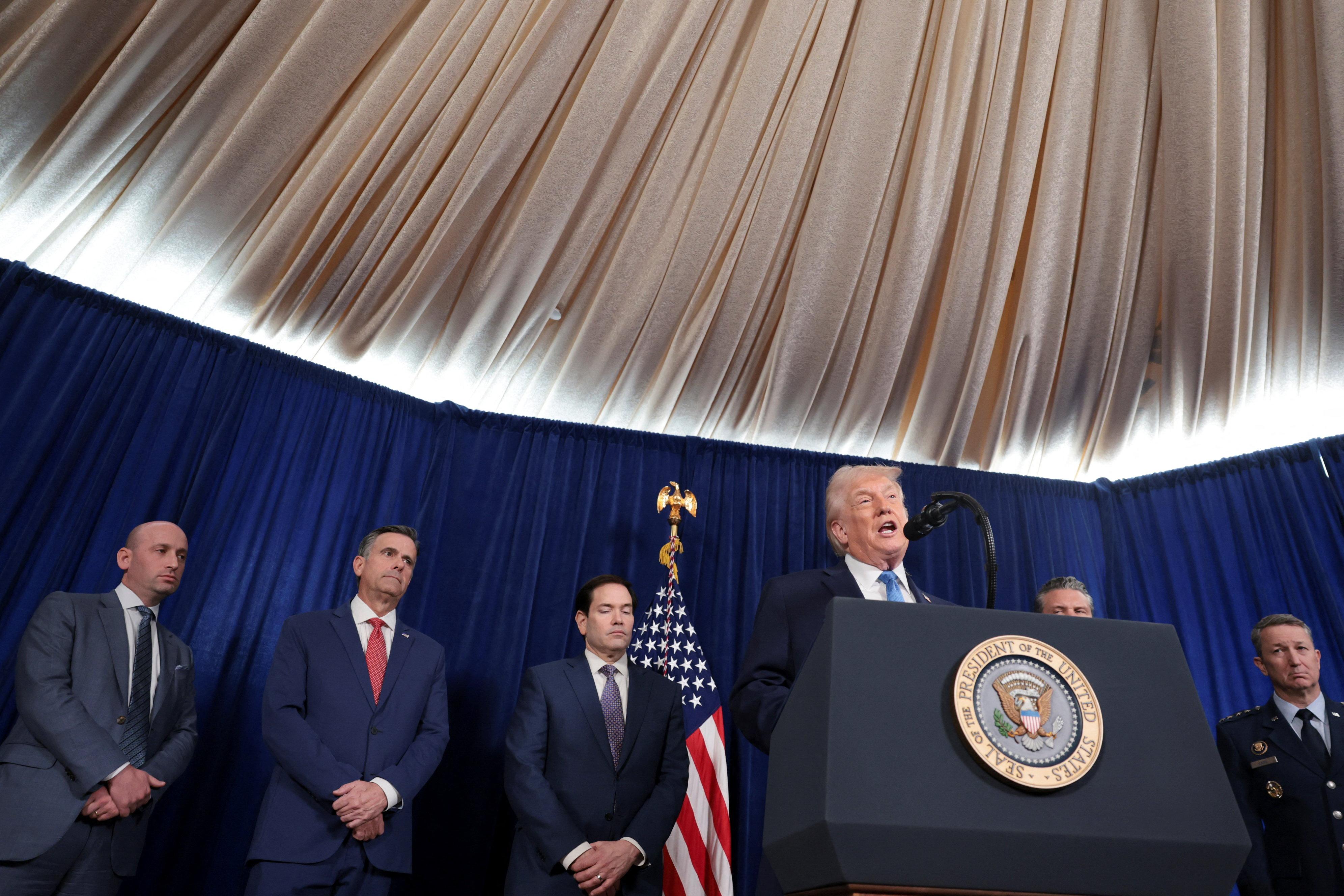 Die USA wollen laut US-Präsident Trump nach der Entführung des venezolanischen Präsidenten Maduro die Führung des Landes vorerst übernehmen. 