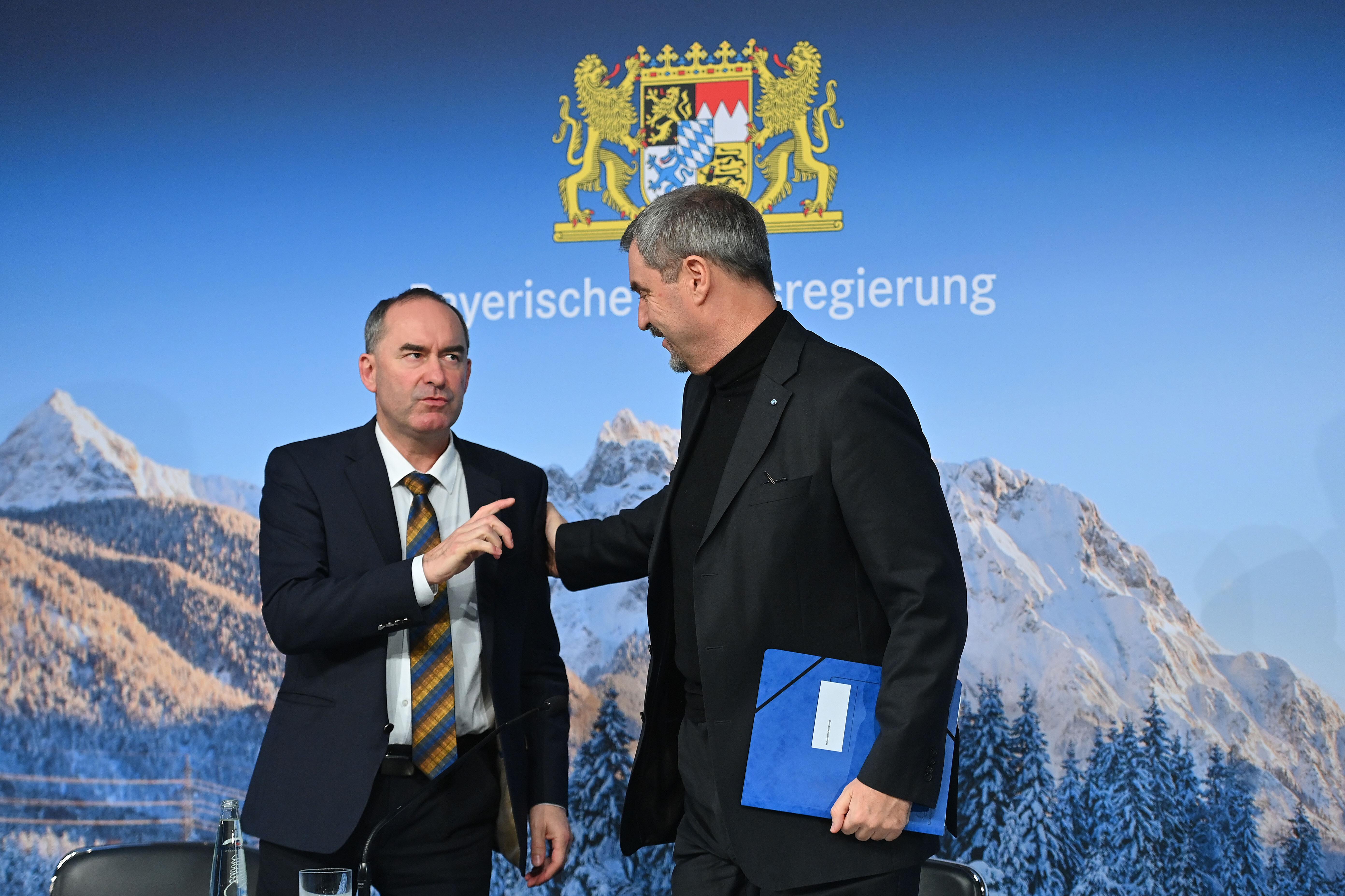 Archivbild: Hubert Aiwanger und Markus Söder 