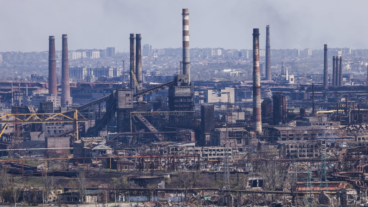 Mariupol: Dutzende Zivilisten verlassen belagertes Stahlwerk