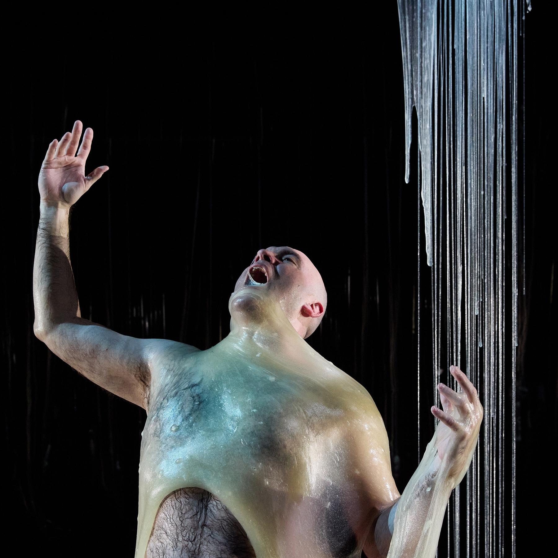 Feier fluider Vielfalt: „Glitsch“ an den Kammerspielen