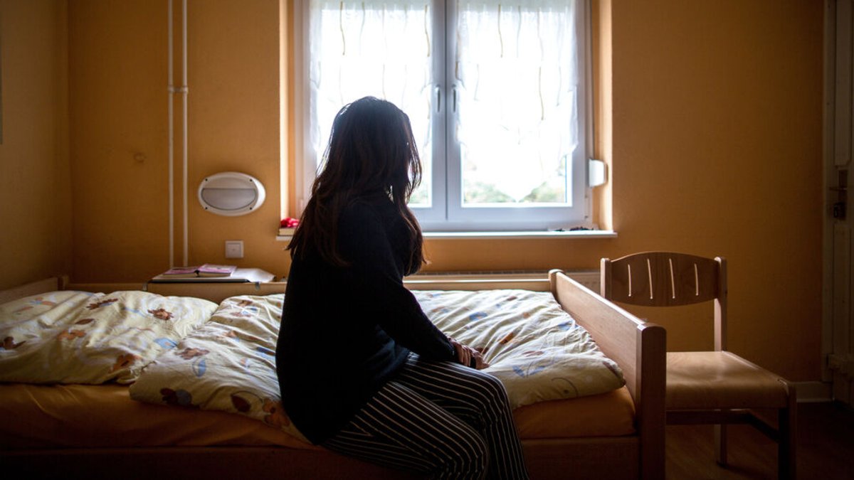 Frauenhäuser am Limit: Nur ein Bruchteil findet Schutz