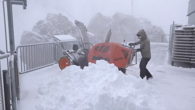 Schnee auf der Zugspitze | Bild: BR Schnee auf der Zugspitze