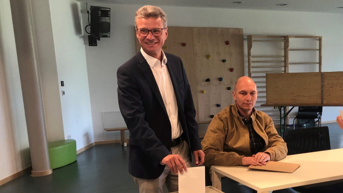 Ex-Minister Sibler zum Landrat von Deggendorf gewählt