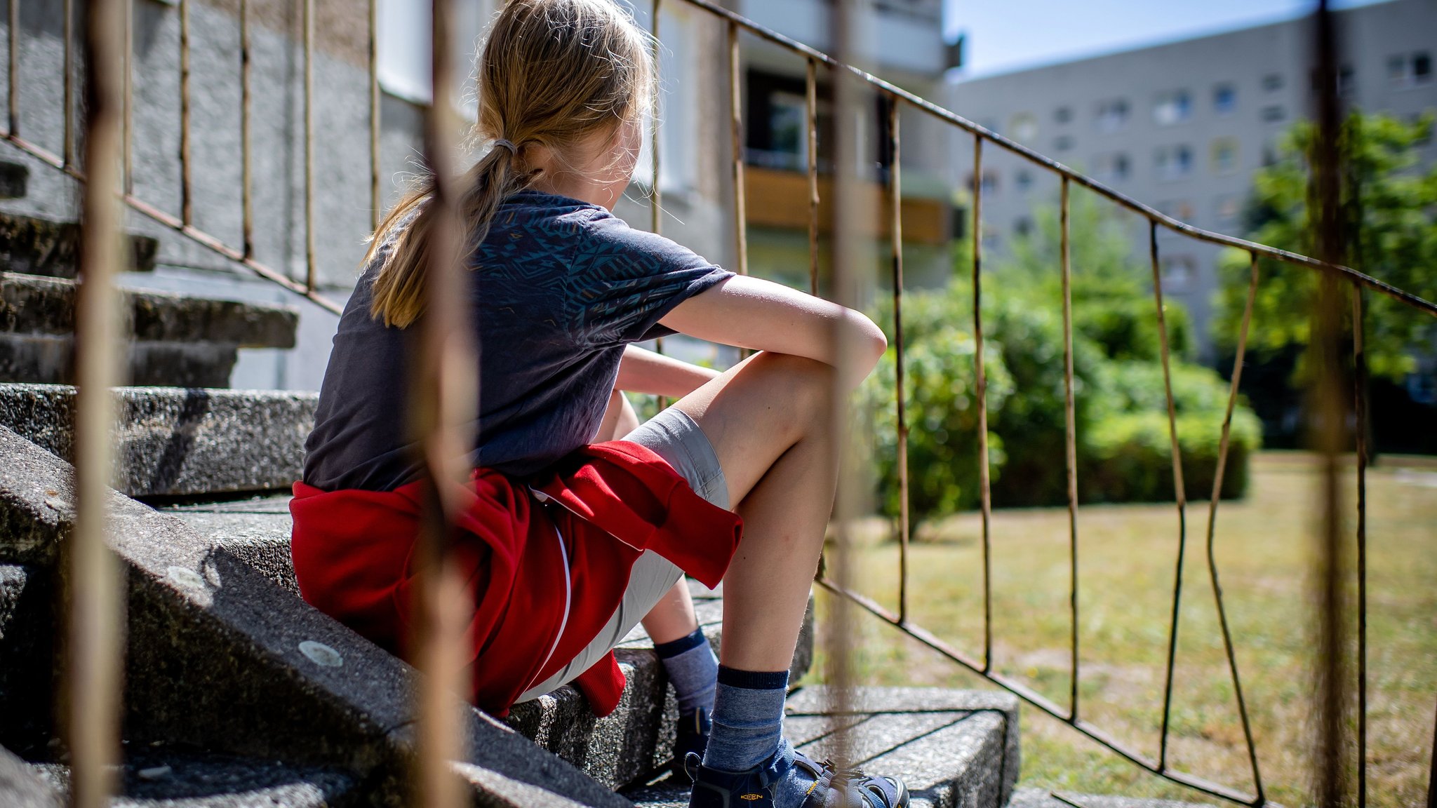 Bildung als Schlüssel: Wie Kinder einen Weg aus der Armut finden