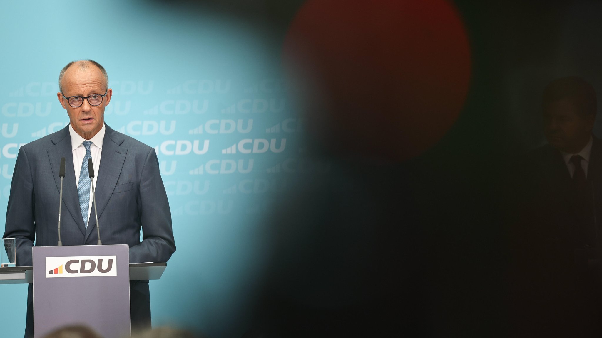 CDU/CSU und der Kanzler: Stützen oder stürzen?