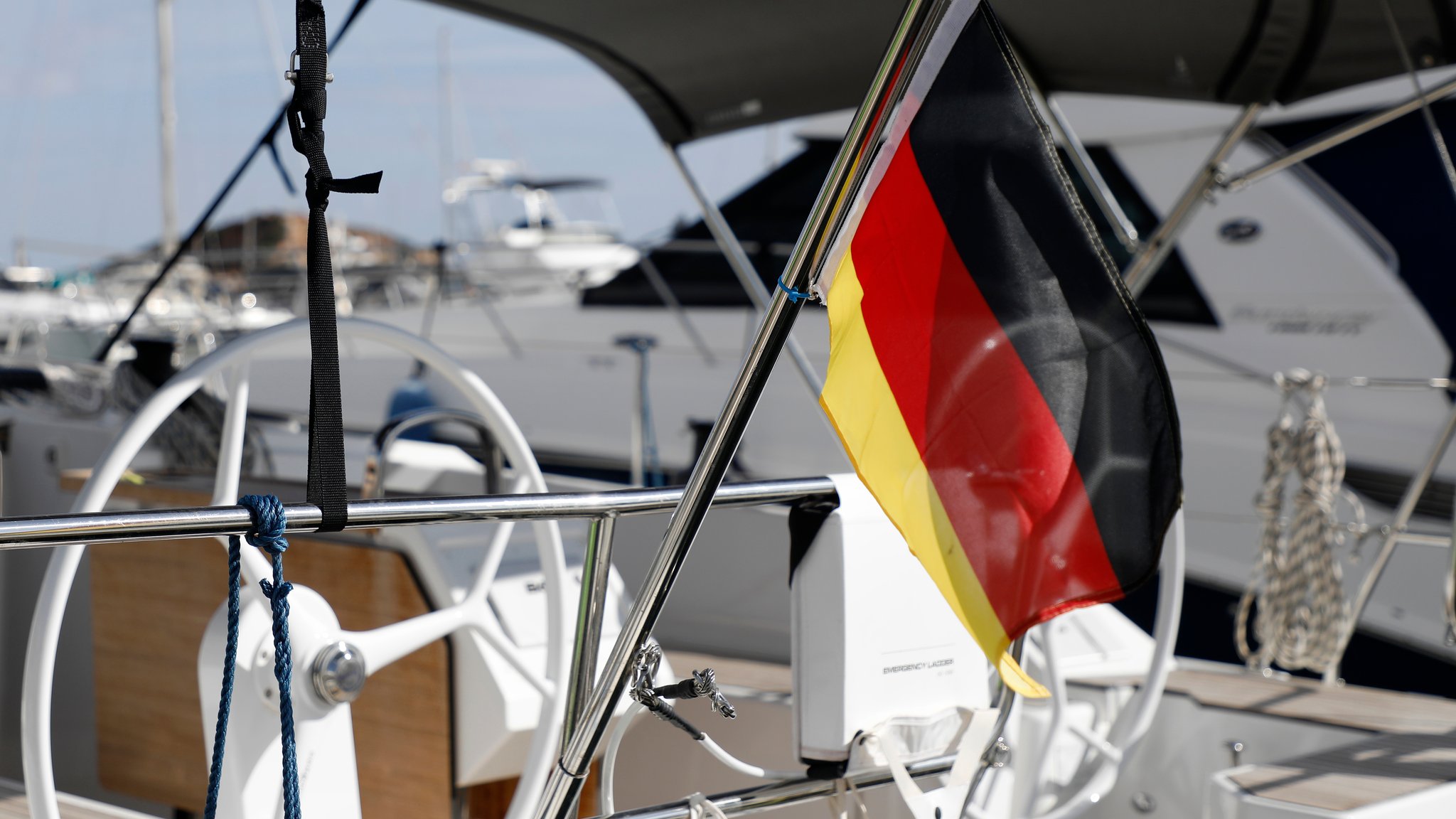 Mallorca: Jachten liegen in Puerto Portals vor Anker.