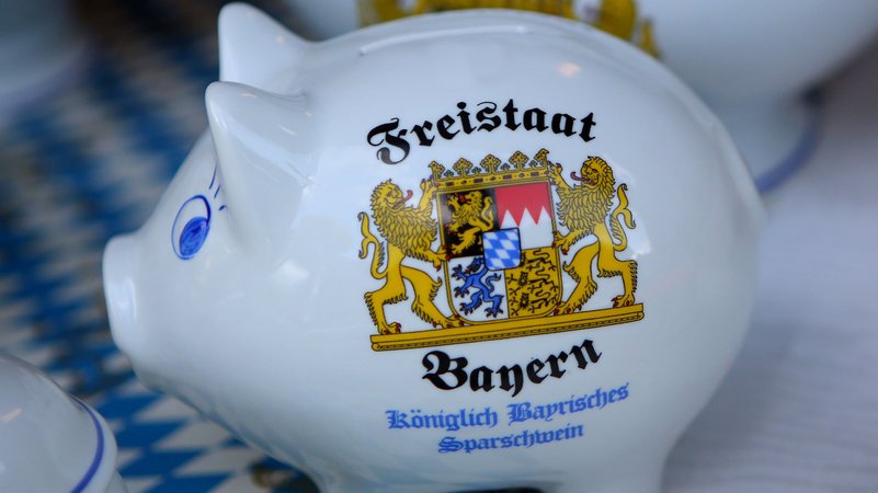 Schmelzen die Rücklagen des Freistaats? | Bild: BR/pa Schmelzen die Rücklagen des Freistaats?