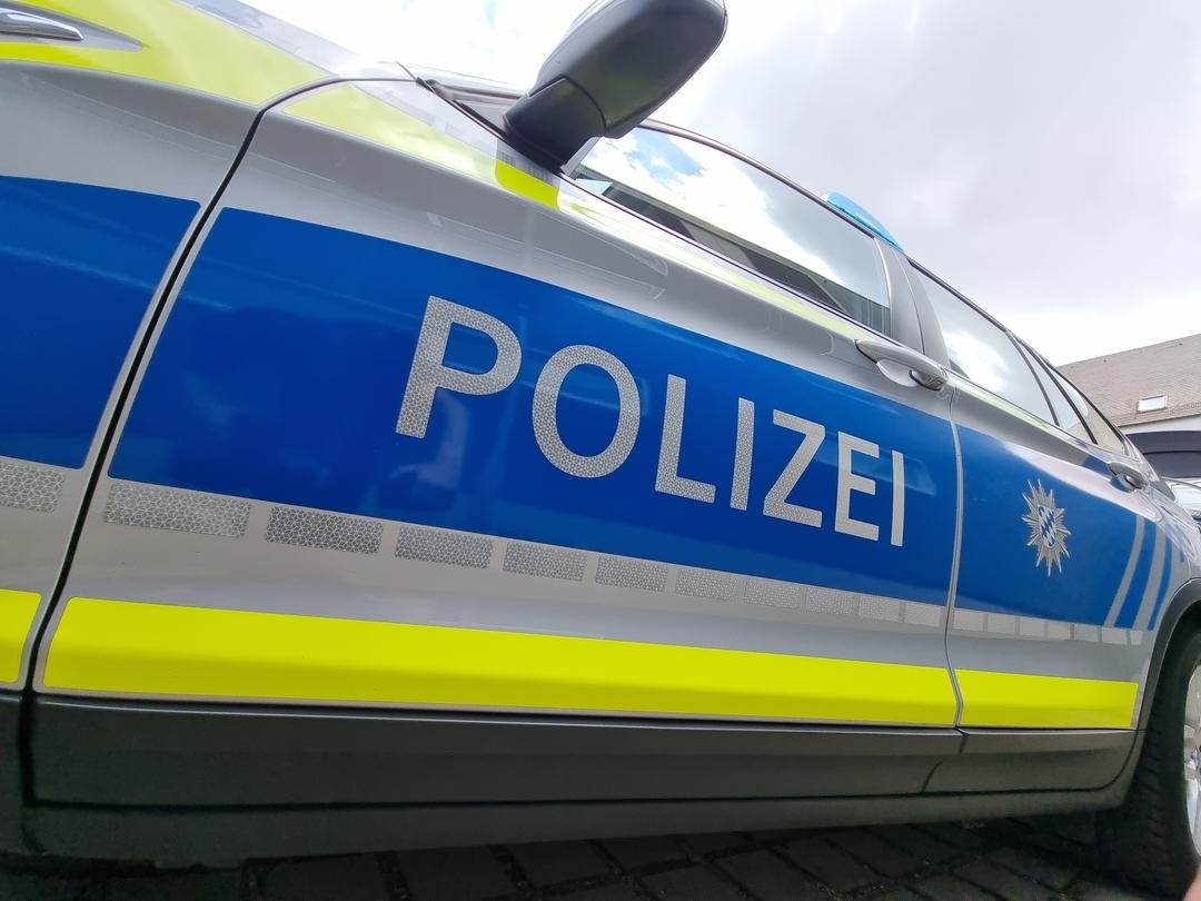 Ein Dienstwagen der Bayerischen Polizei