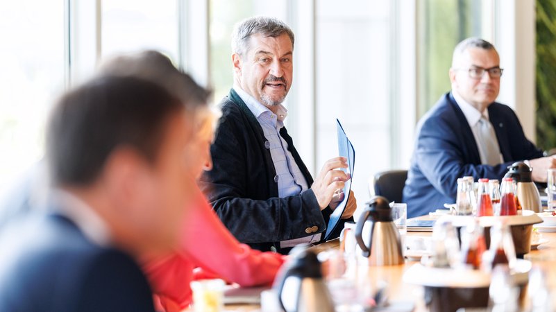 Sitzung des bayerischen Kabinetts | Bild: picture alliance/dpa | Matthias Balk Sitzung des bayerischen Kabinetts