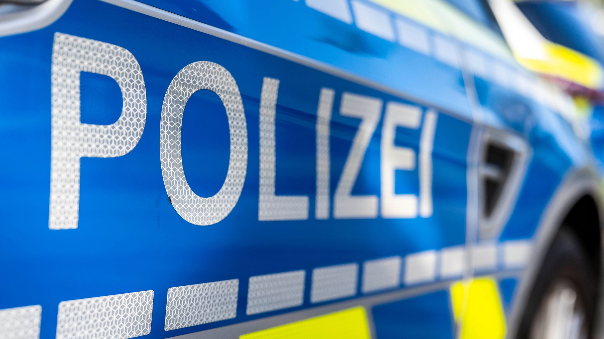 Einsatzfahrzeug der Polizei (Symbolbild)