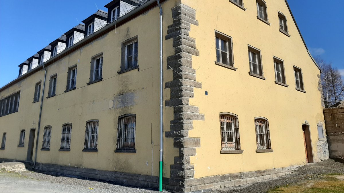 Das ehemalige Verwaltungsgebäude der "Deutschen Erd- und Steinwerke" (DESt).