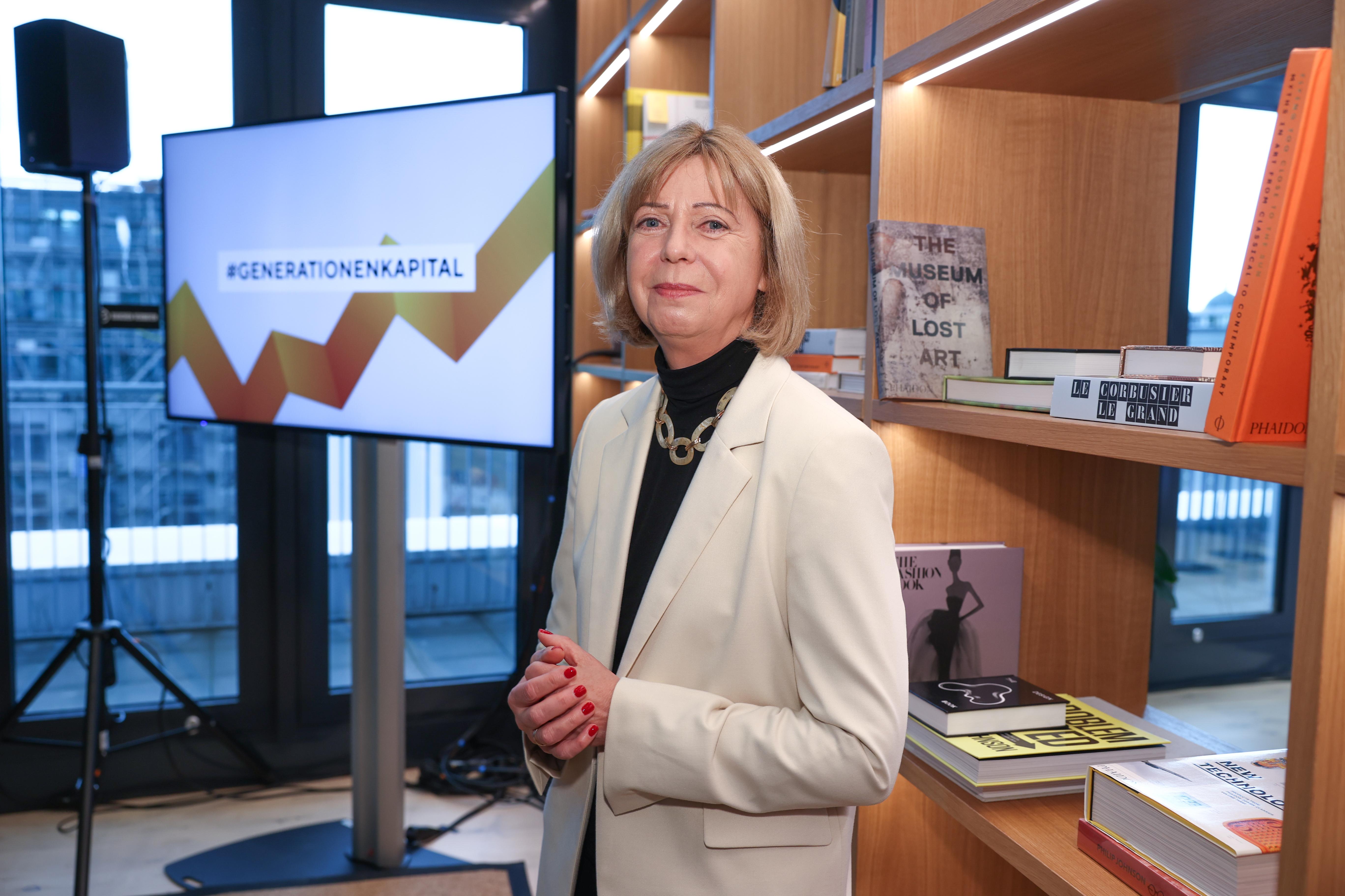 Sie ist das Gesicht zum Geld: Anja Mikus ist die CEO des Kenfo-Fonds, der mit der Einführung des Generationenkapitals umgestaltet wird.