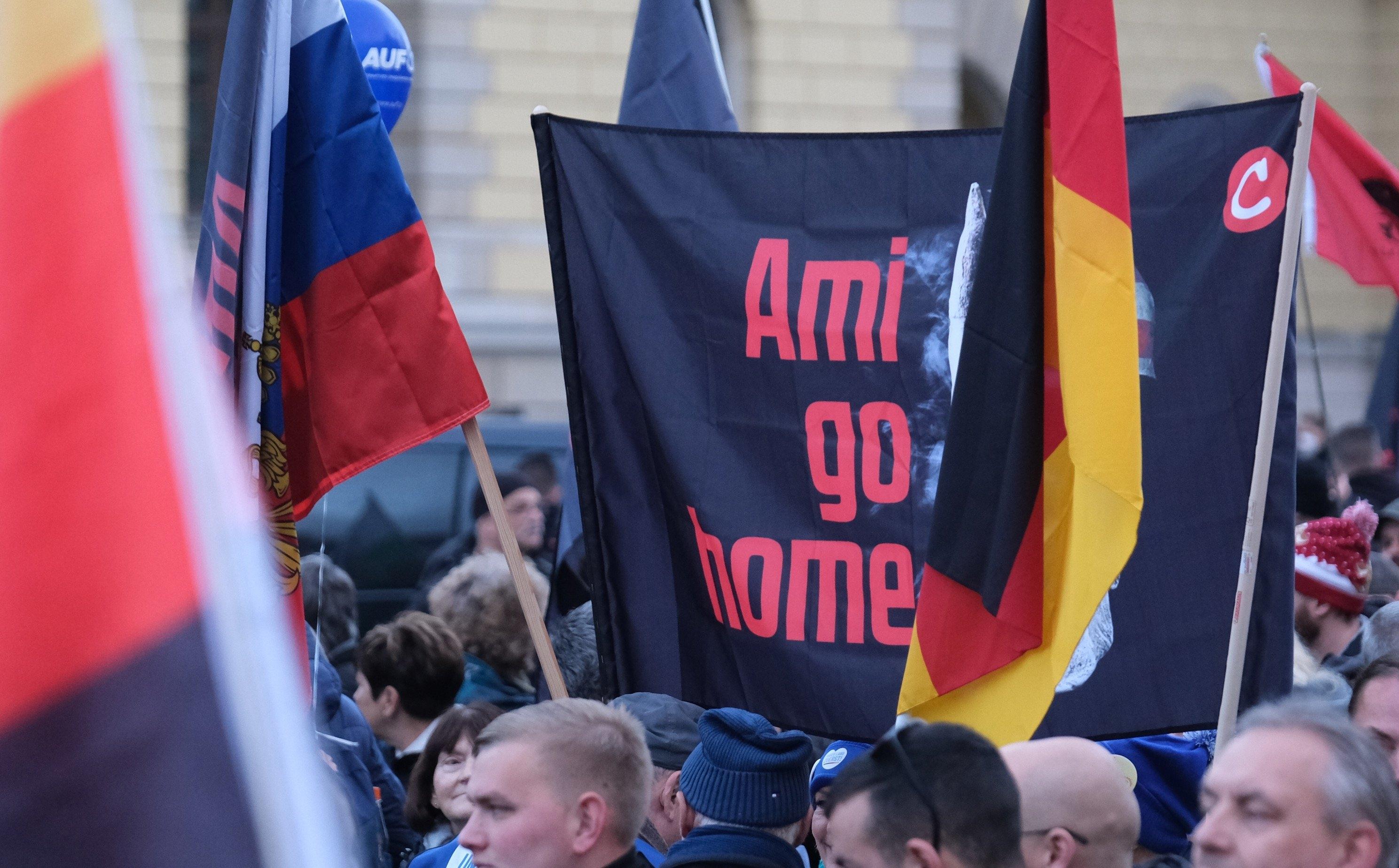 “Ami go home” - eine Aussage, die in Deutschland sowohl in rechten als auch in linken Kreisen anschlussfähig ist.