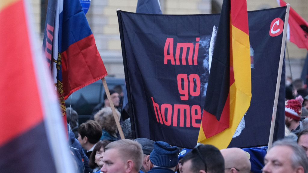 “Ami go home” - eine Aussage, die in Deutschland sowohl in rechten als auch in linken Kreisen anschlussfähig ist.