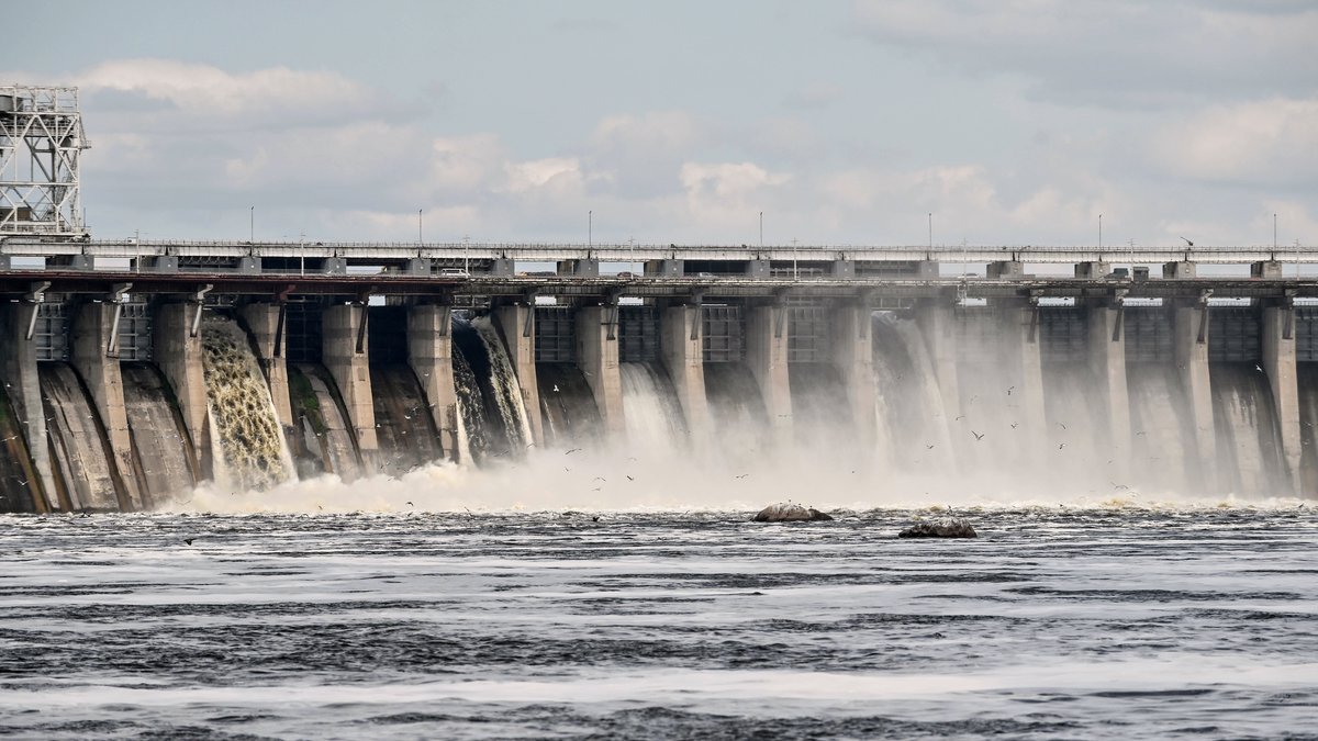 Das Wasserkraftwerk an einem Stausee des Dnipro ist nach russischem Beschuss in "kritischem Zustand" (Archivfoto)