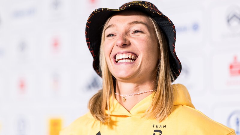 Katharina Schmid | Bild: picture alliance / BEAUTIFUL SPORTS | Wunderl Katharina Schmid