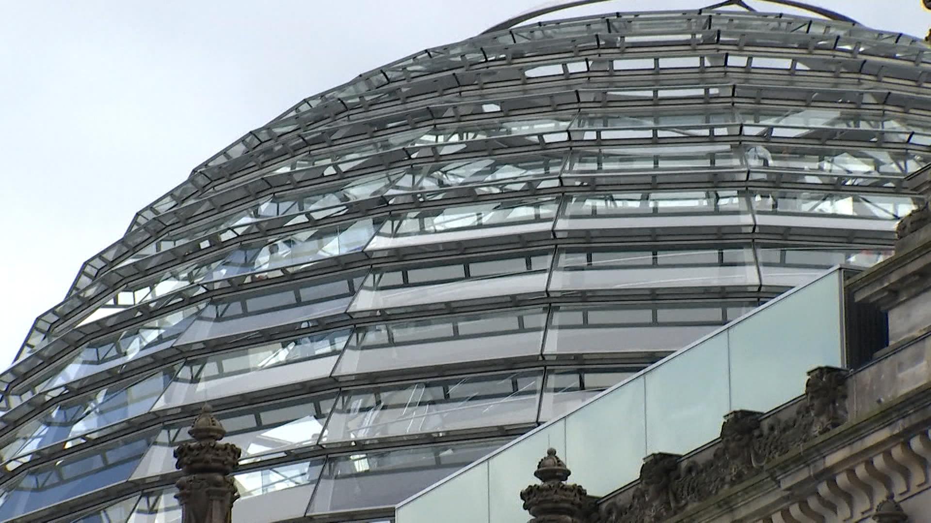 (Symbolbild) Der Koalitionsausschuss konnte sich nicht auf eine Senkung der Stromsteuer für Privatleute einigen. 