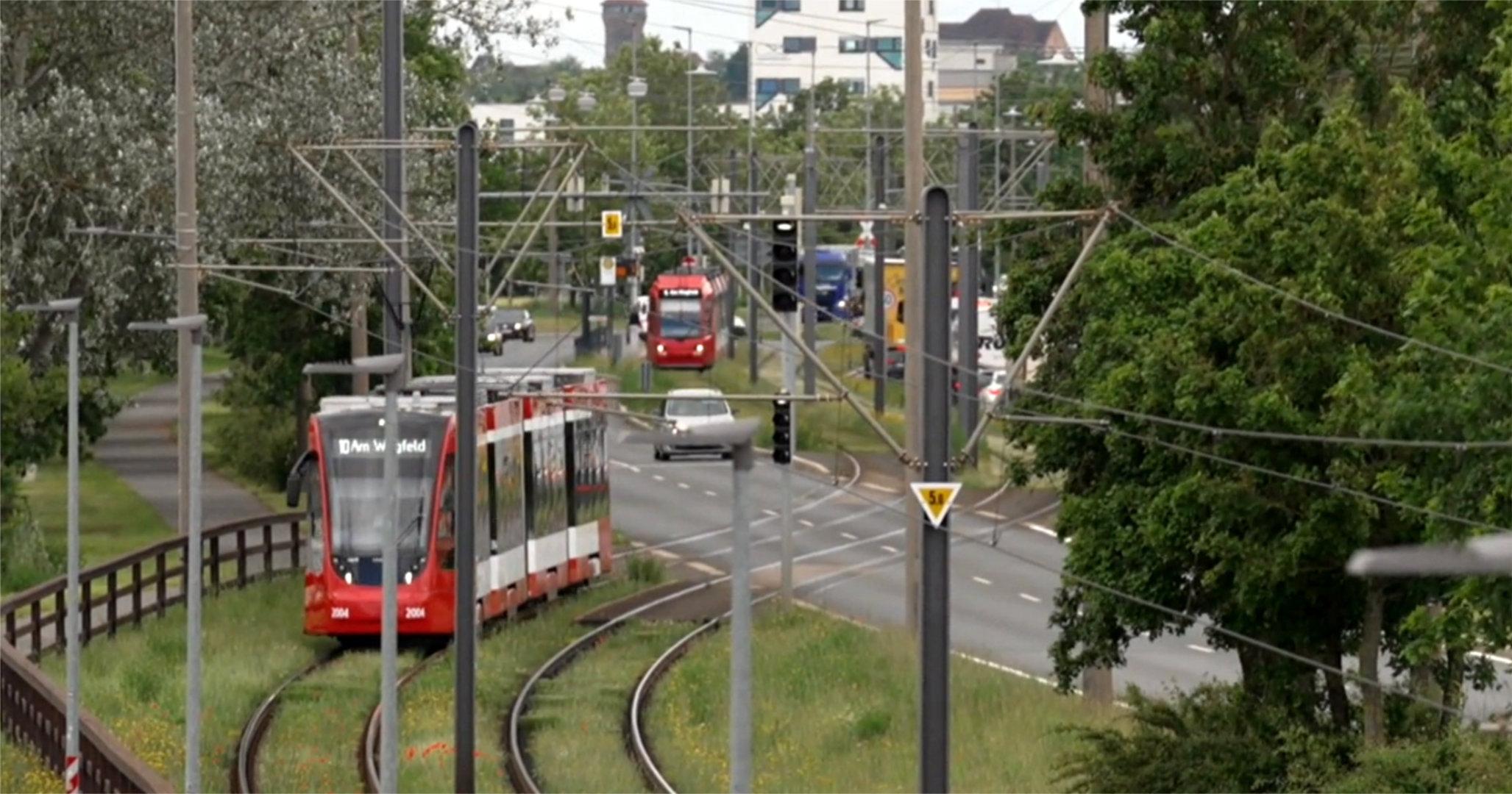 Den Nürnberger Norden hat die Straßenbahn schon erreicht. Die Stadt-Umland-Bahn soll von hier aus weiter nach Erlangen und Herzogenaurach fahren.