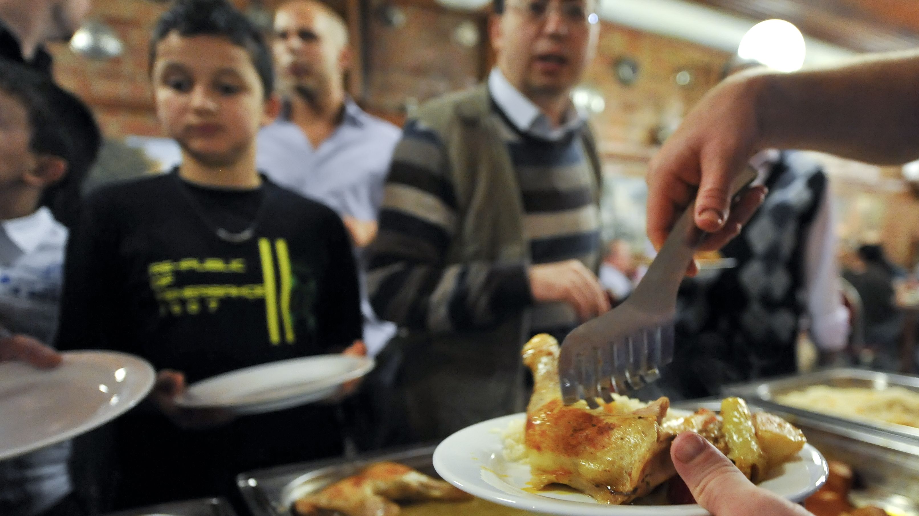 Kinderarzte Fastende Kinder Im Ramadan Sollen Trinken Br24
