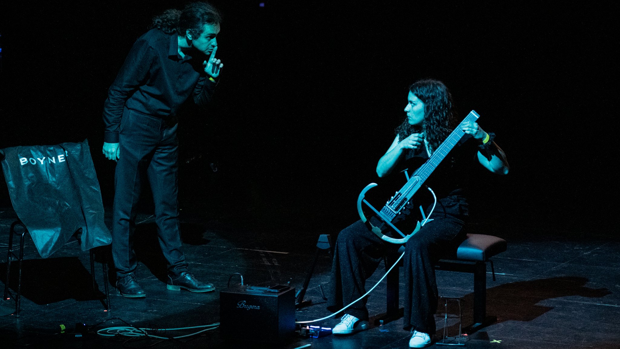 Szene aus "Psst!" von Antigone Baxe