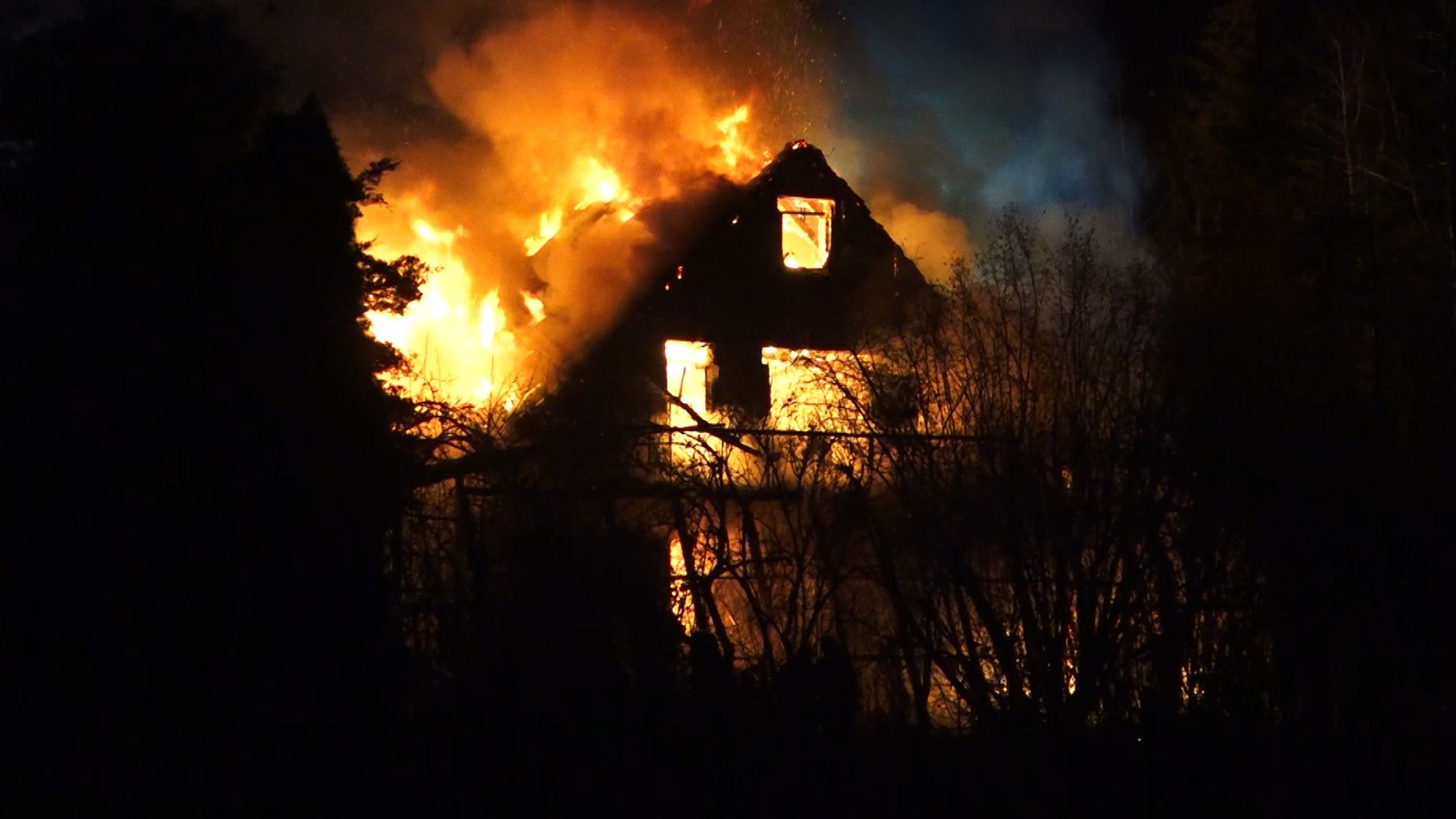 Feuerwehr Im Dauereinsatz Brande In Nurnberg Und Furth Br24