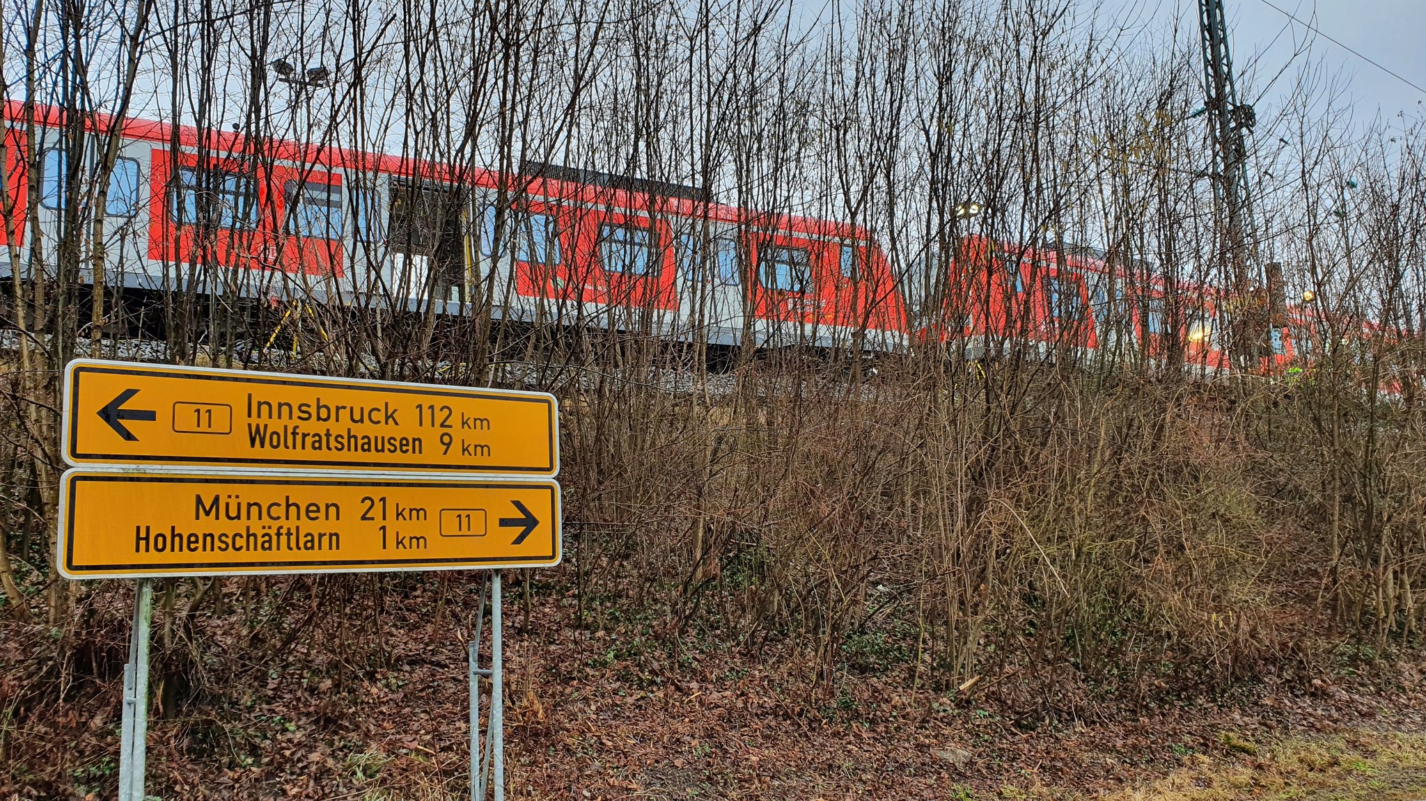 S7-Strecke und B11 nach S-Bahn-Unfall in Schäftlarn gesperrt