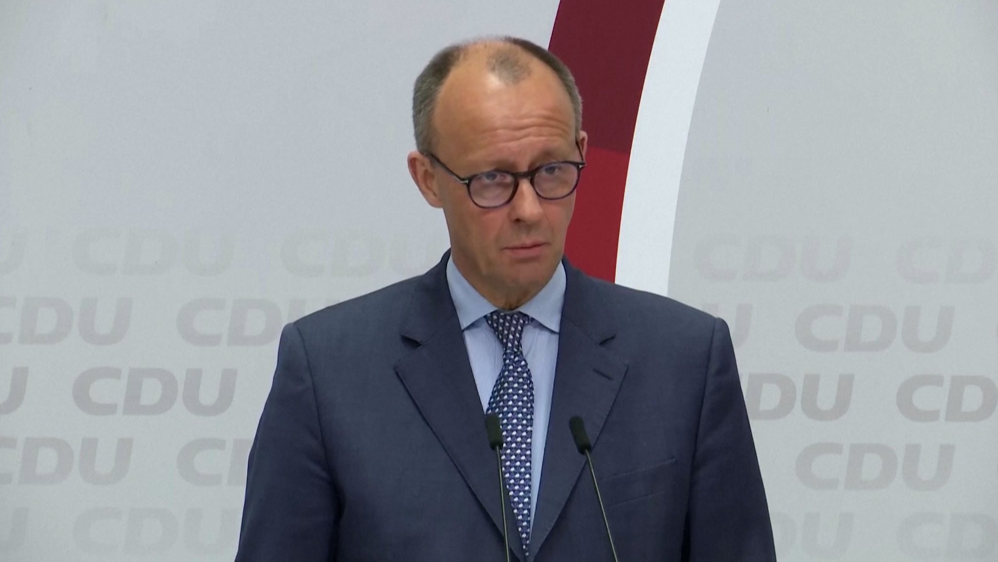 CDU-Parteichef Friedrich Merz begrüßt den Vorstoß von CSU-Chef Söder, die Kernenergie in Regie der Bundesländer weiter zu betreiben.