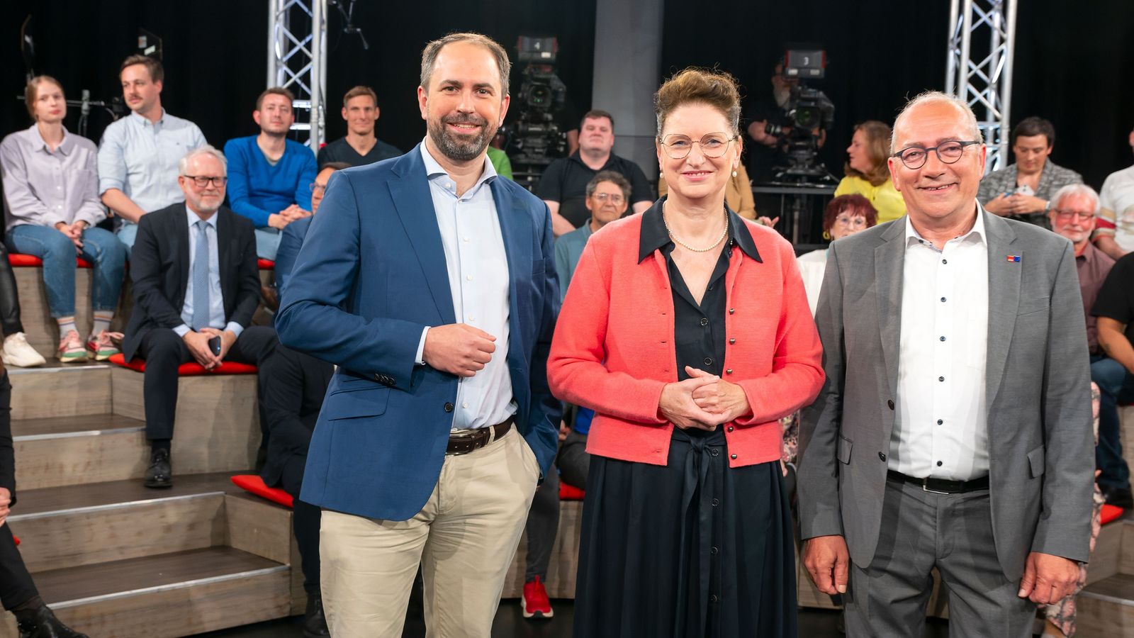 Bayerische Spitzenkandidaten debattieren über EU-Asylpolitik | BR24