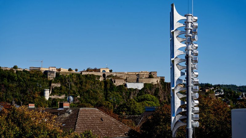 Um 11 Uhr wird es laut in Bayern: Ein großer Probealarm steht an, der die Bevölkerung auf die Wichtigkeit der Warnung bei Gefahren aufmerksam machen soll. | Bild: dpa-Bildfunk/Thomas Frey Um 11 Uhr wird es laut in Bayern: Ein großer Probealarm steht an, der die Bevölkerung auf die Wichtigkeit der Warnung bei Gefahren aufmerksam machen soll.