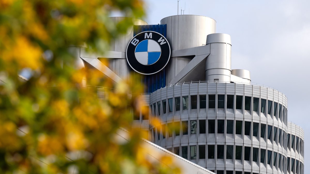 EU verhängt halbe Milliarde Euro Kartellstrafe gegen Autobauer