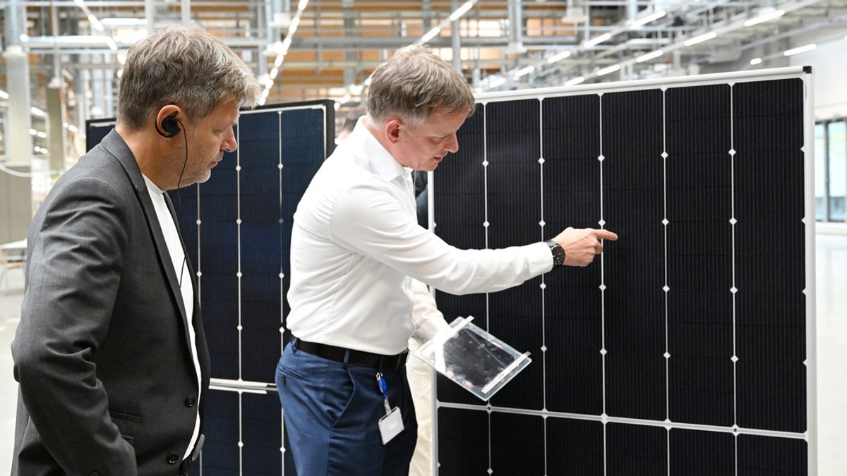 Strom aus Sonne: So will Habeck die Solarenergie voranbringen