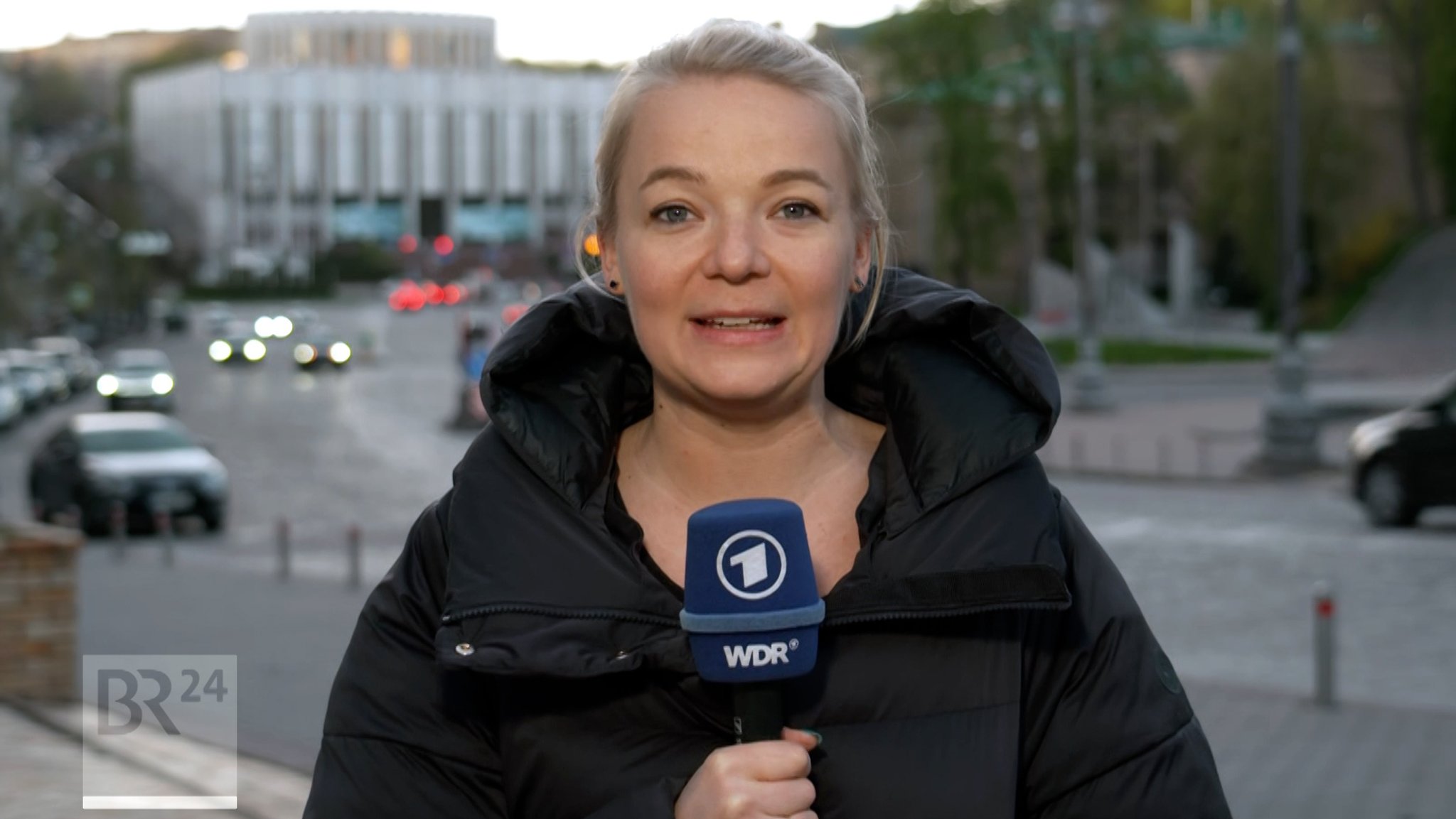 ARD-Korrespondentin Susanne Petersohn im BR24 TV