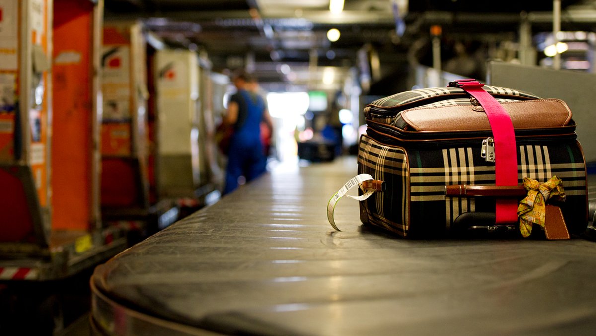 Kofferchaos am Münchner Flughafen: Massenweise Gepäck gestrandet