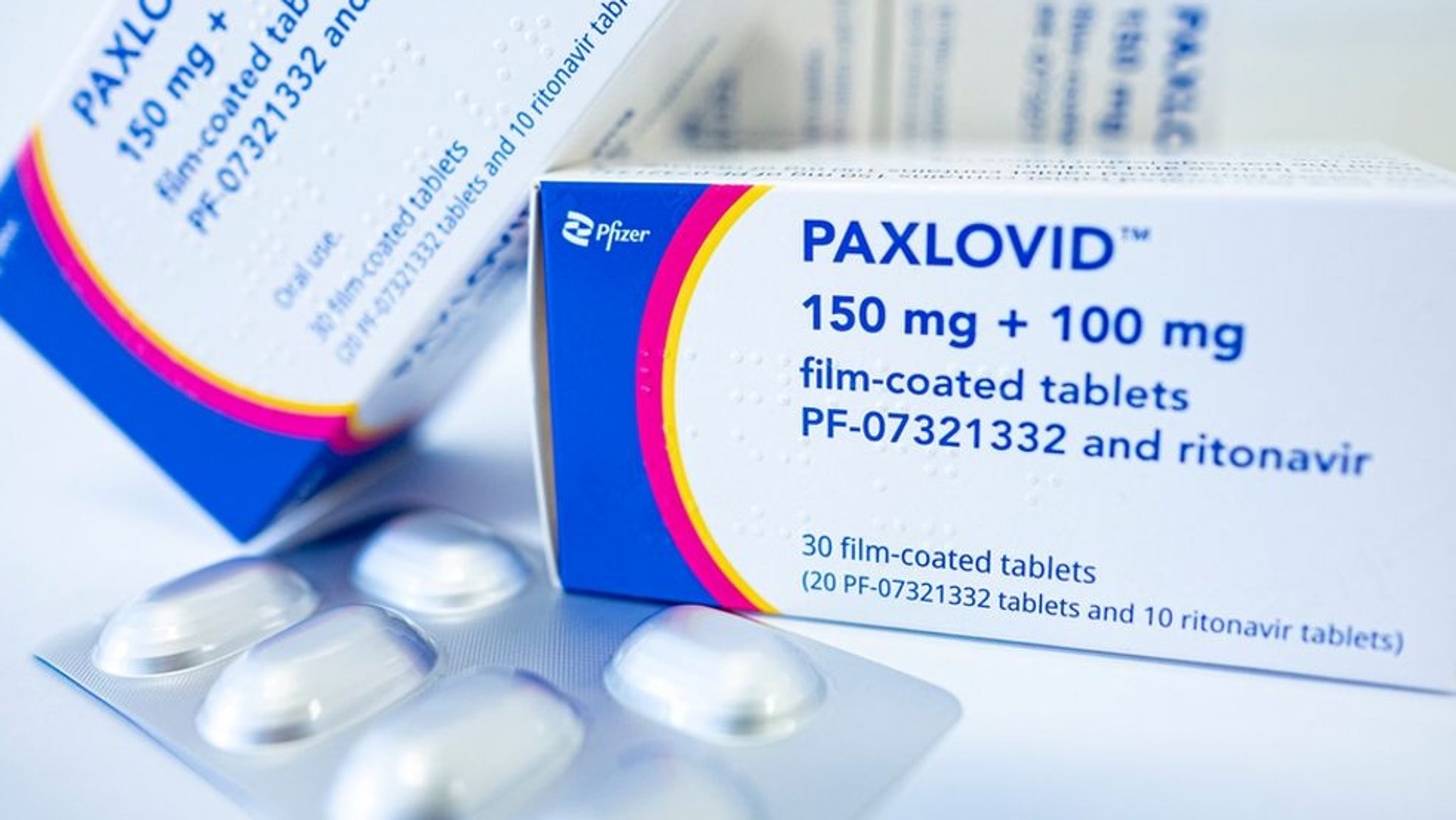 Medikament Paxlovid | Bild: dpa-Bildfunk/Fabian Sommer Medikament Paxlovid