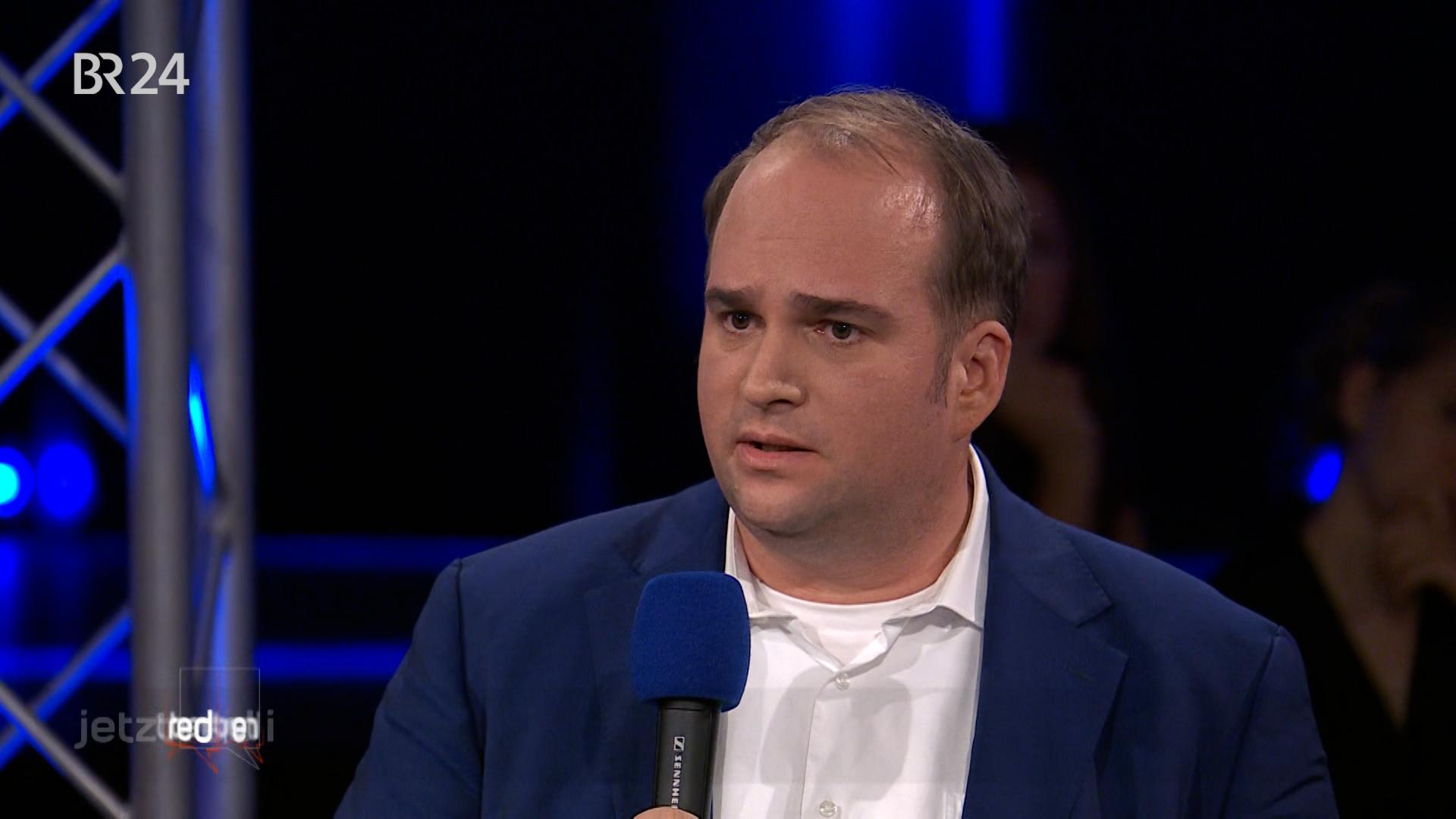 Sebastian Roloff in der "jetzt red i"-Arena