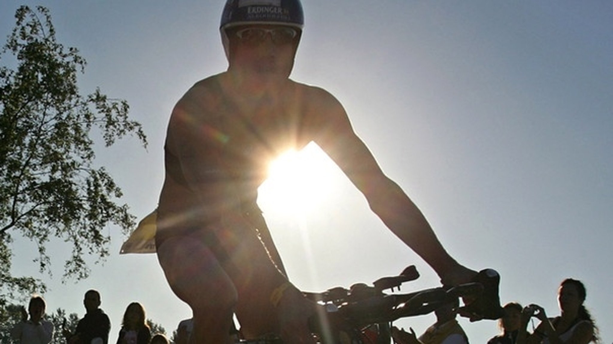 Radfahrer beim Challenge Roth