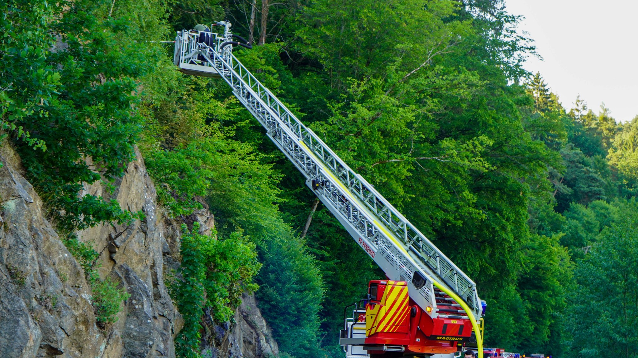 Größere Waldbrände fordern Einsatzkräfte in der Oberpfalz