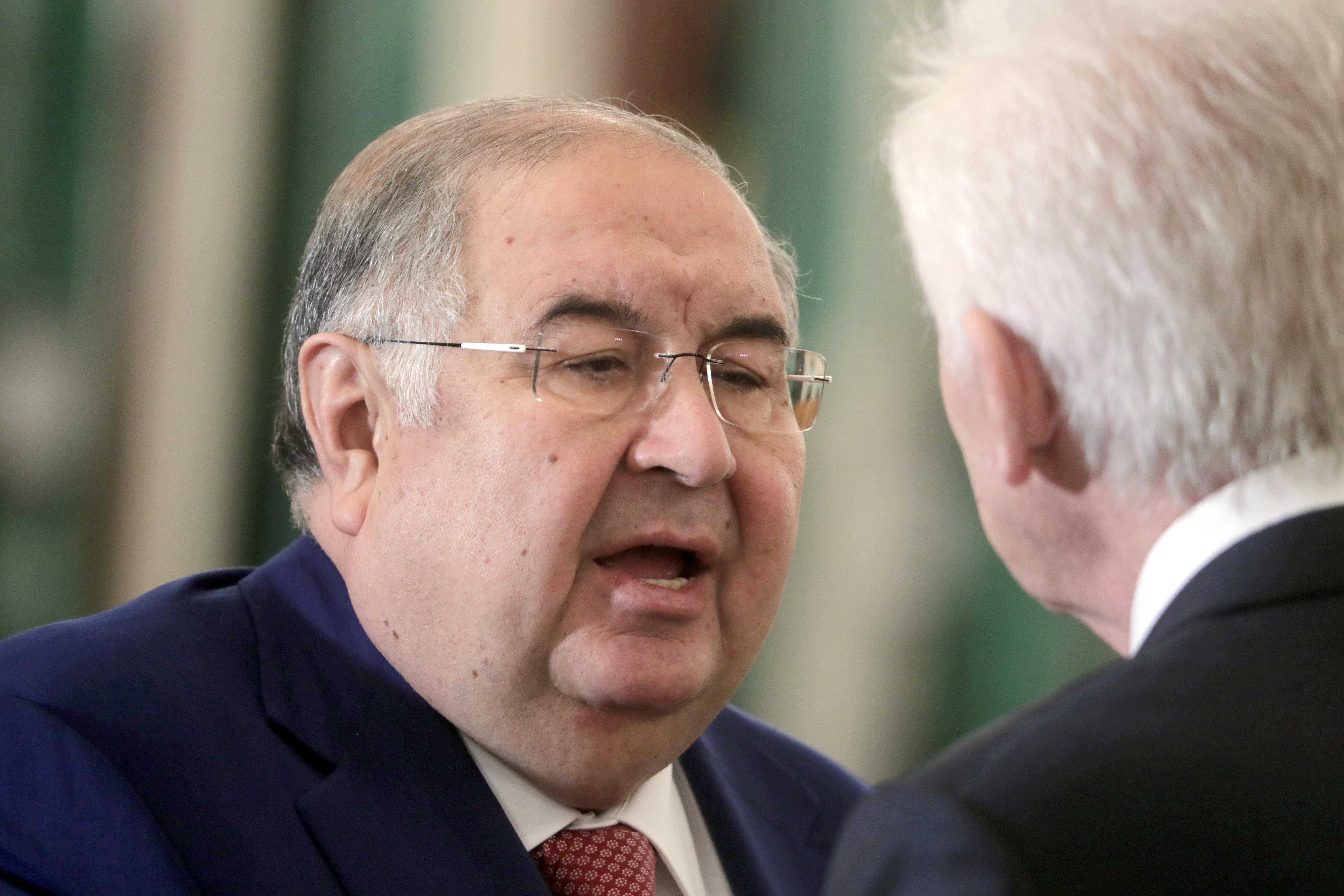 Ermittlungen Gegen Oligarch Usmanov: Razzia Am Tegernsee | BR24