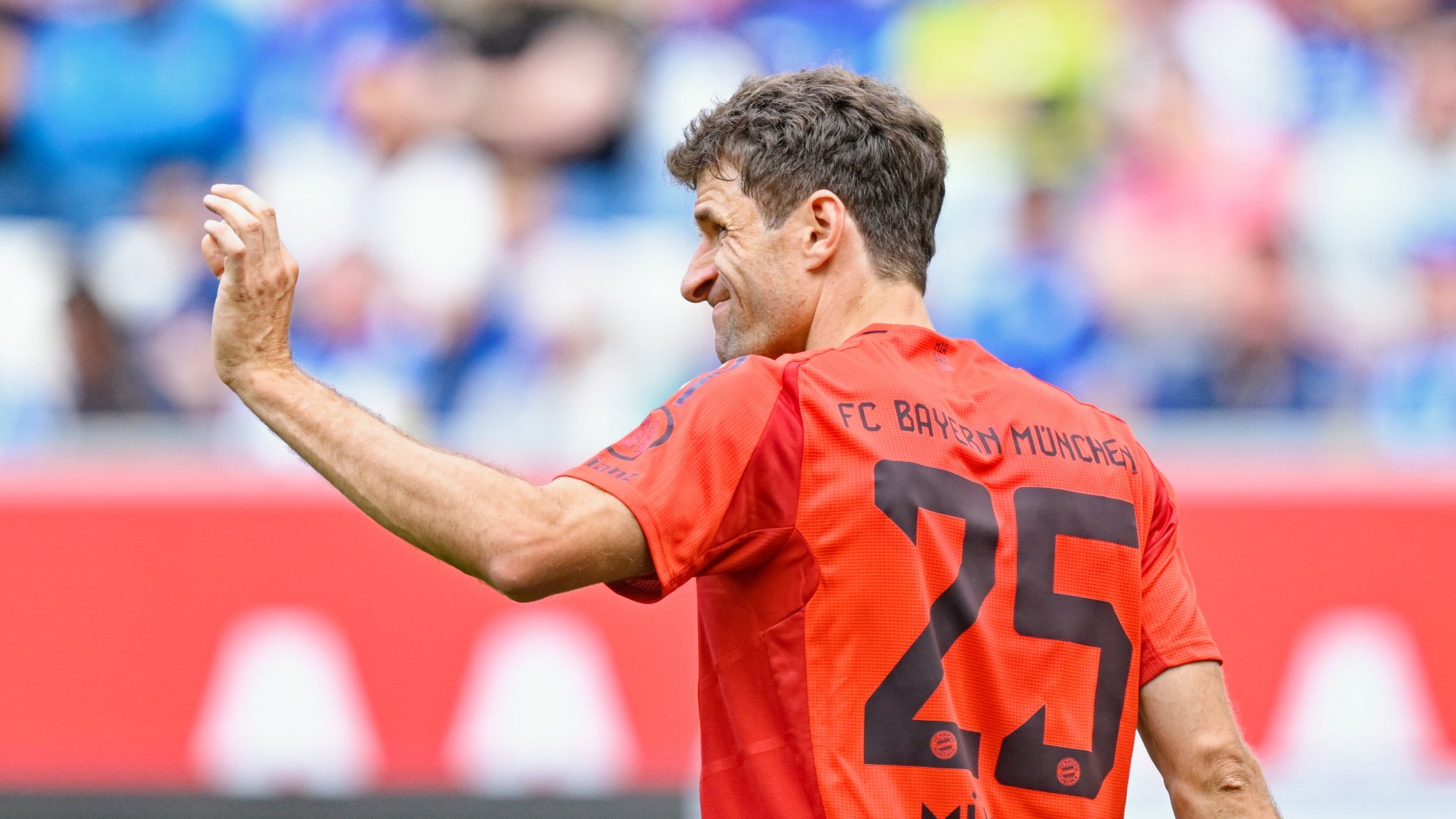Servus Bundesliga: FC Bayern verabschiedet Müller mit Sieg