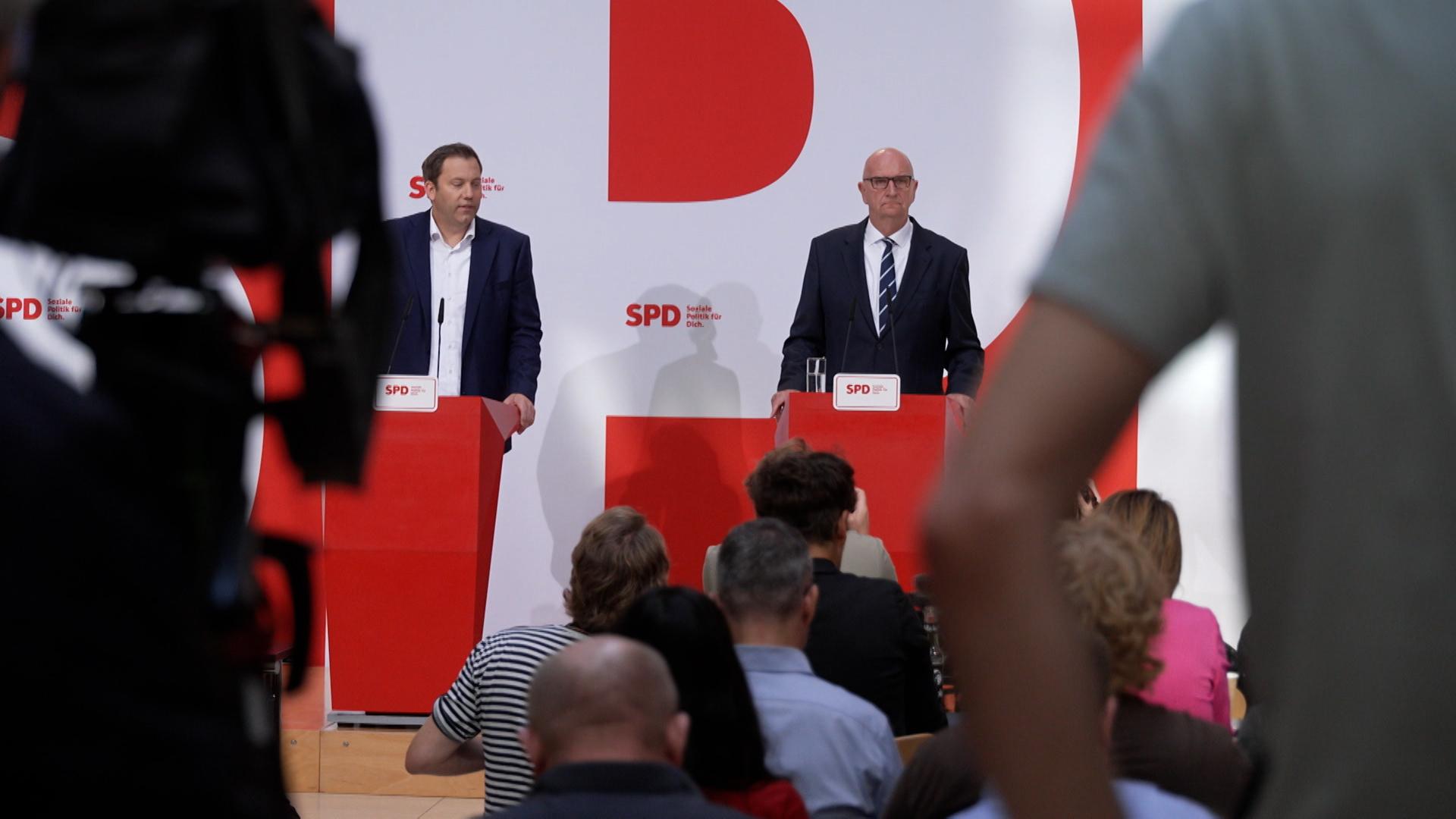 In Brandenburg ist die SPD bei der Landtagswahl knapp vor der AFD gelandet.