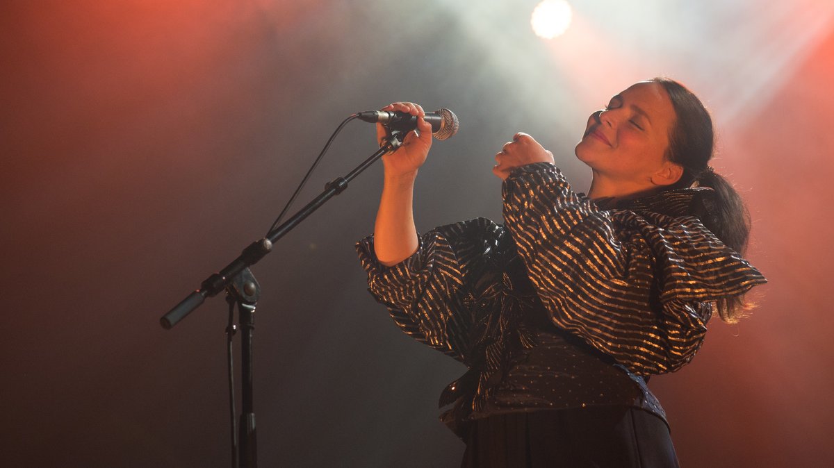 Die isländische Musikerin Emilíana Torrini bei einem Konzert 2017 in London.