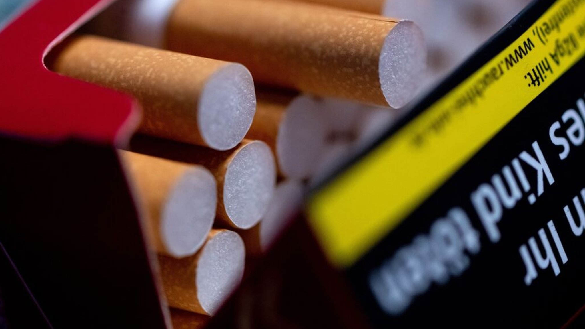 Tabaksteuer rauf: Bis zu sieben Milliarden für Krankenkassen