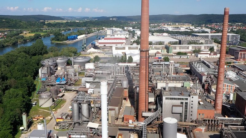 Das Gelände von Kelheim Fibres. | Bild: BR/Hans Mielich Das Gelände von Kelheim Fibres.